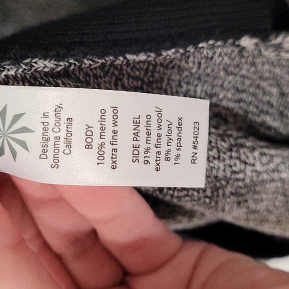 Athleta sleeveless wool sweater dress size small - Picture 6 of 8